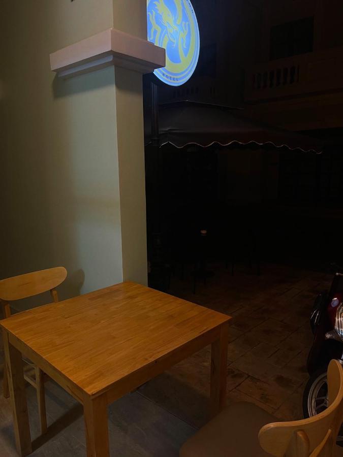 Golden Dragon Hotel Phú Quý Zewnętrze zdjęcie